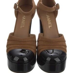 CHANEL
2023 Interlocking CC Logo D'Orsay Pumps
Size: 8.5 | US8.5, IT38